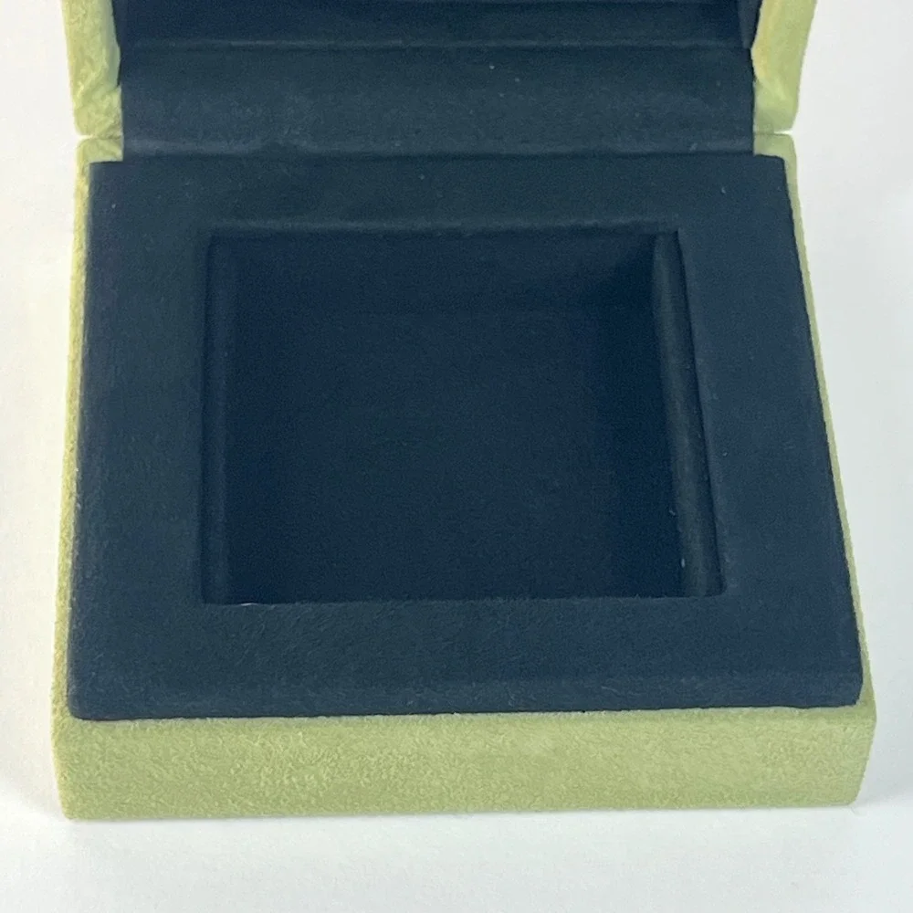 Van Cleef & Arpels Jewelry Box Green Suede Small Square Presentation Case VCA
